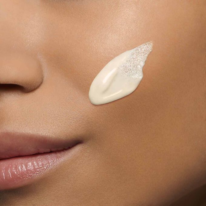 Gentle Hydrating Foaming Cleanser