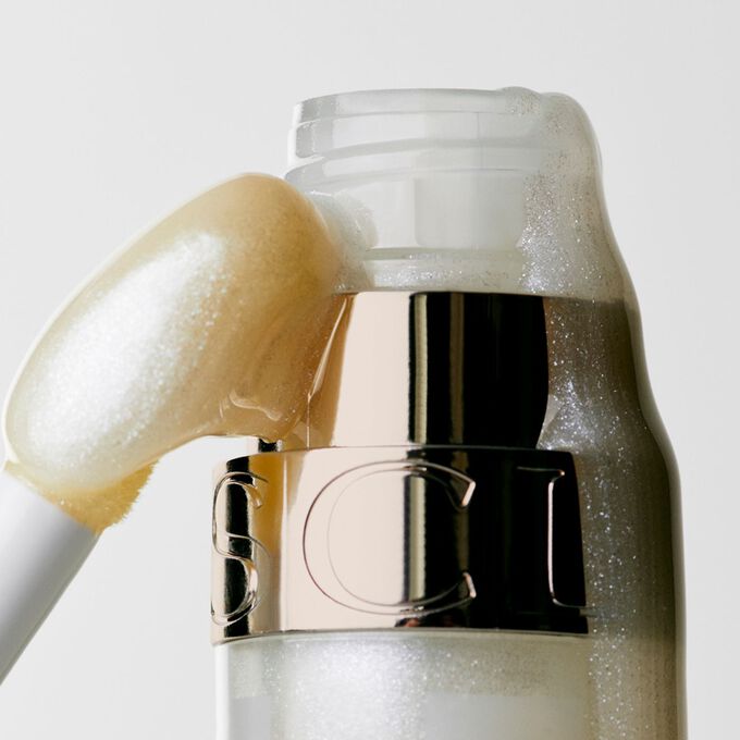 Black &amp; White Lip Comfort Oil