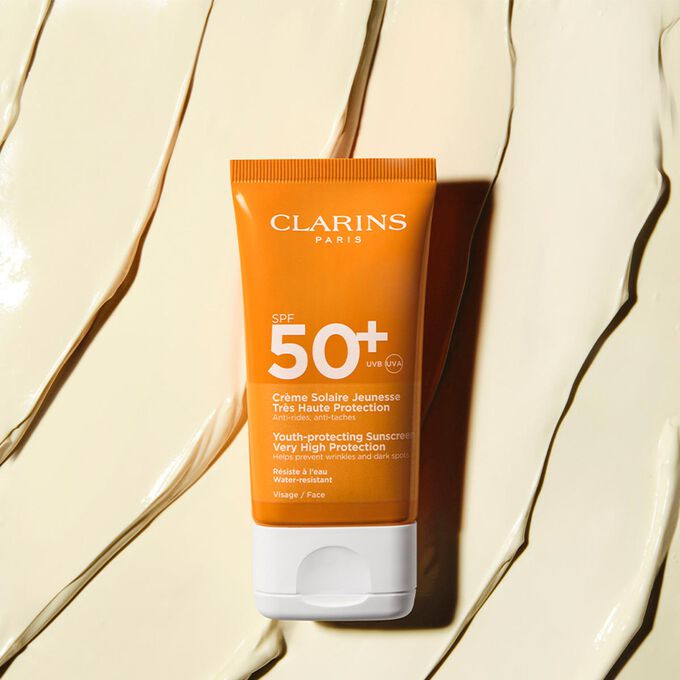 Youth-protecting Sunscreen Very High Protection SPF50+