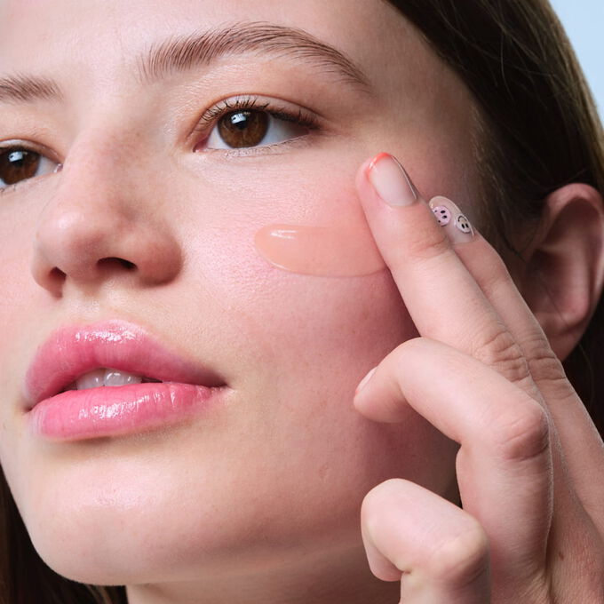 Pure-Reset Resurfacing Blemish Serum with hibiscus sabdariffa flower acids