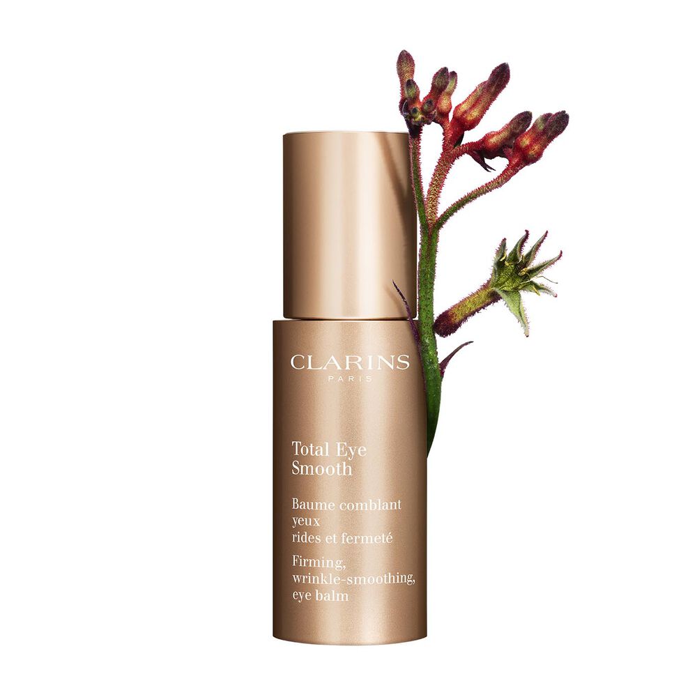 Total Eye Smooth packshot with ingredient
