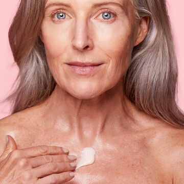 Super Restorative Décolleté and Neck Concentrate