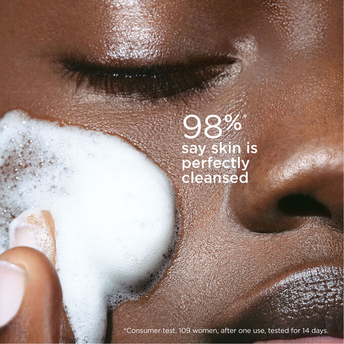 Gentle Renewing Cleansing Mousse