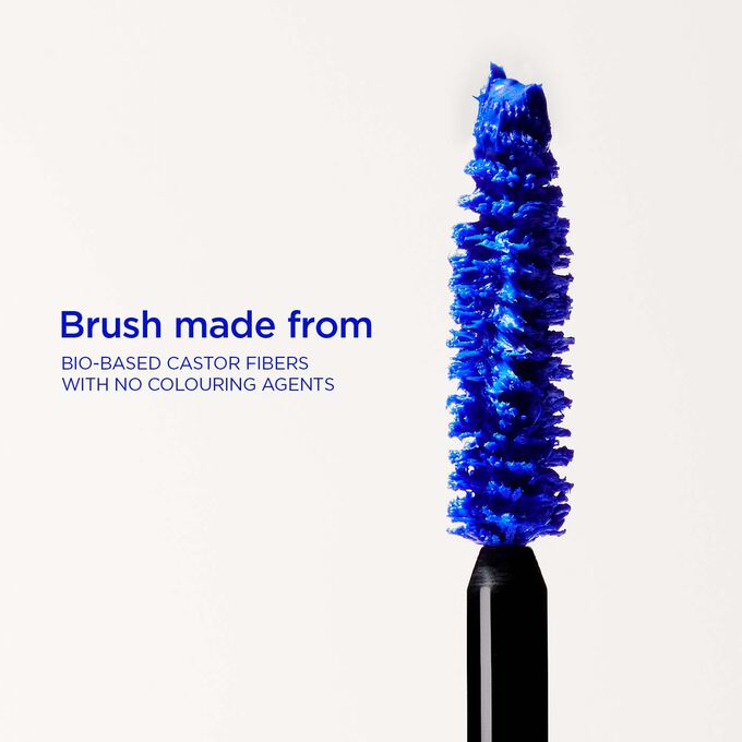 Close-up of the Mascara Supra Volume XXL brush in Blue, highlighting its bio-based castor fibres with no added colouring agents.
