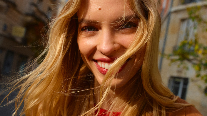 Model removing her make-up