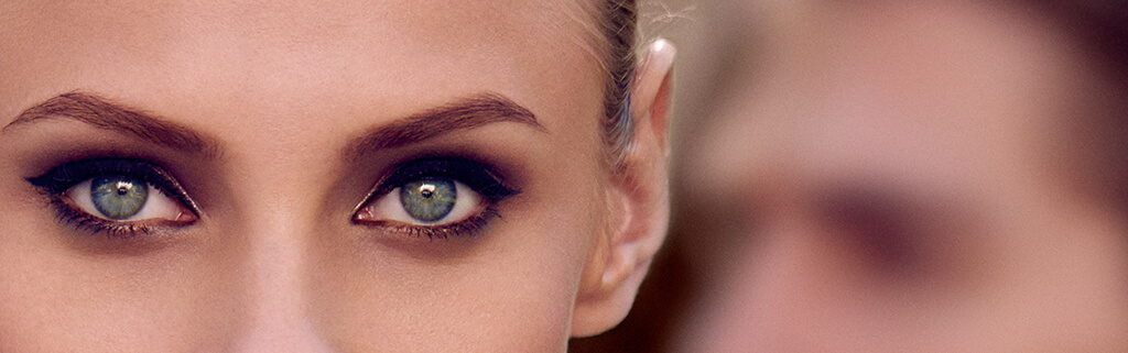 The look <br>in 3 dimensions