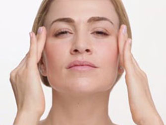 Total Eye Lift: How to apply your How to apply your Total Eye Lift eyecare product