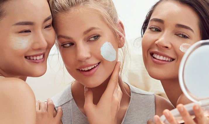 Clarins's refer a friend program